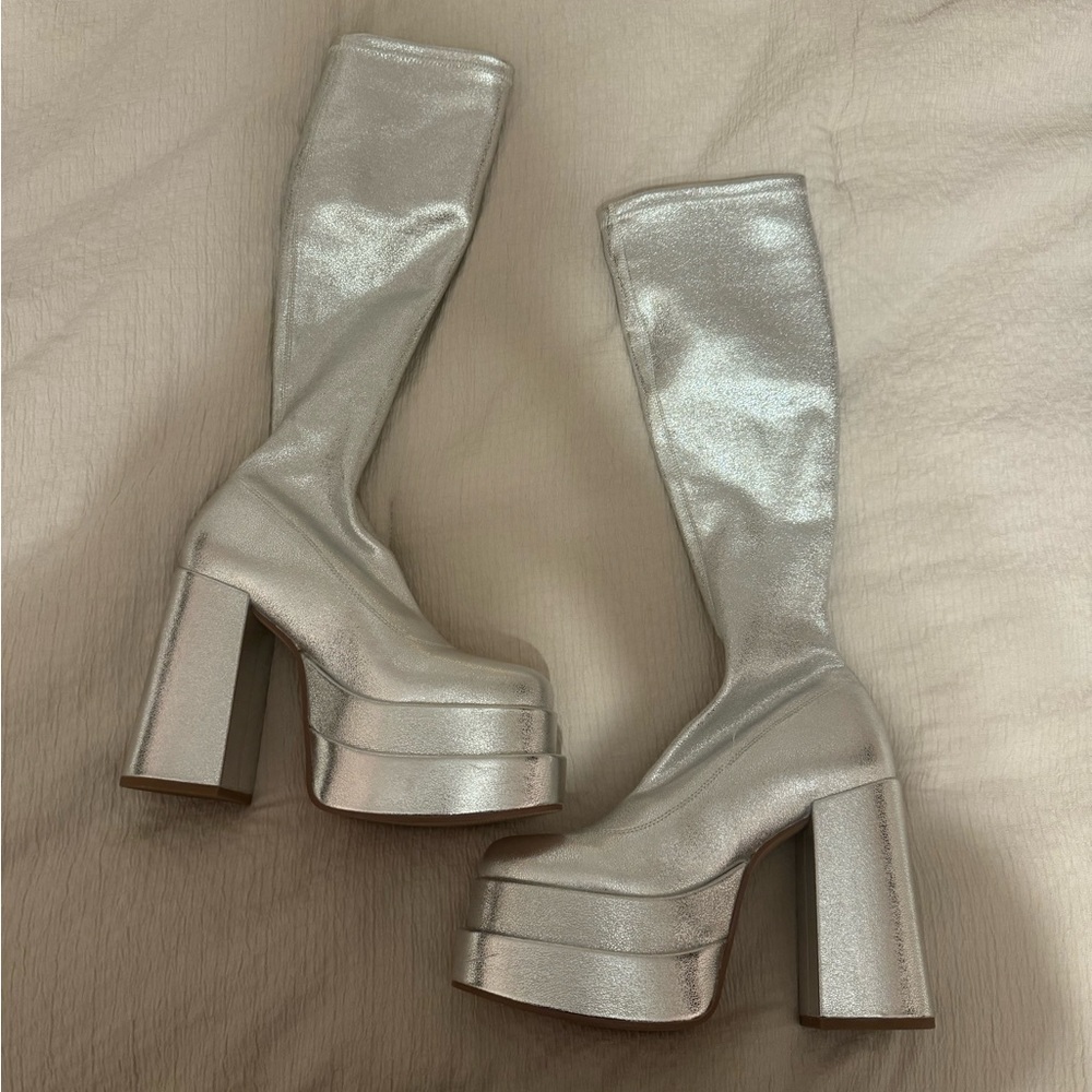 Steve Madden cypress boots